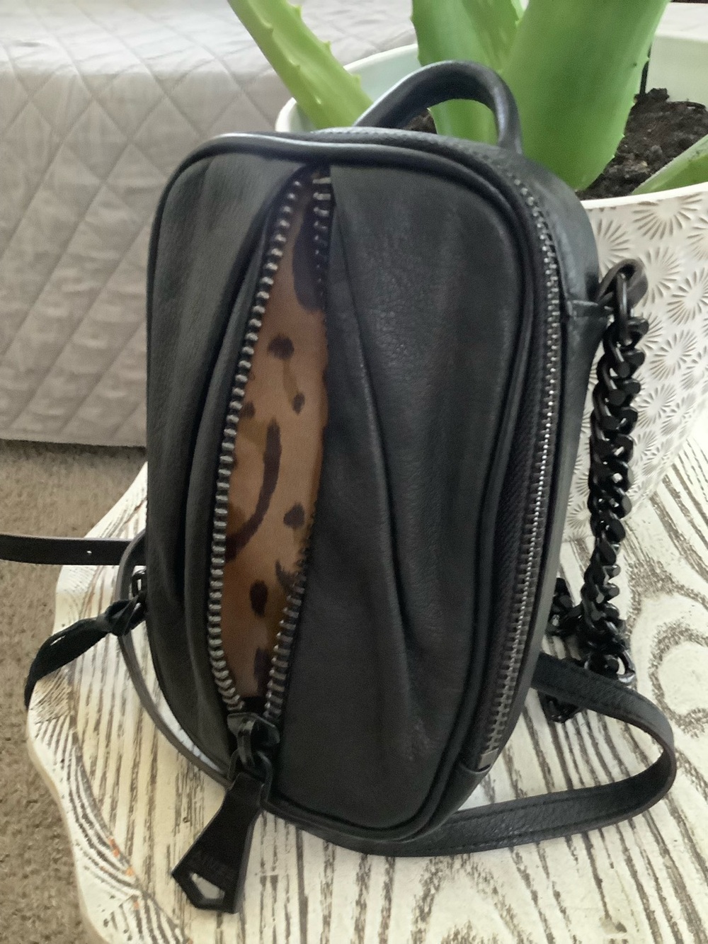Aimee Kestenberg Tamitha Black Leather RFID Crossbody Bag - Picture 5 of 5